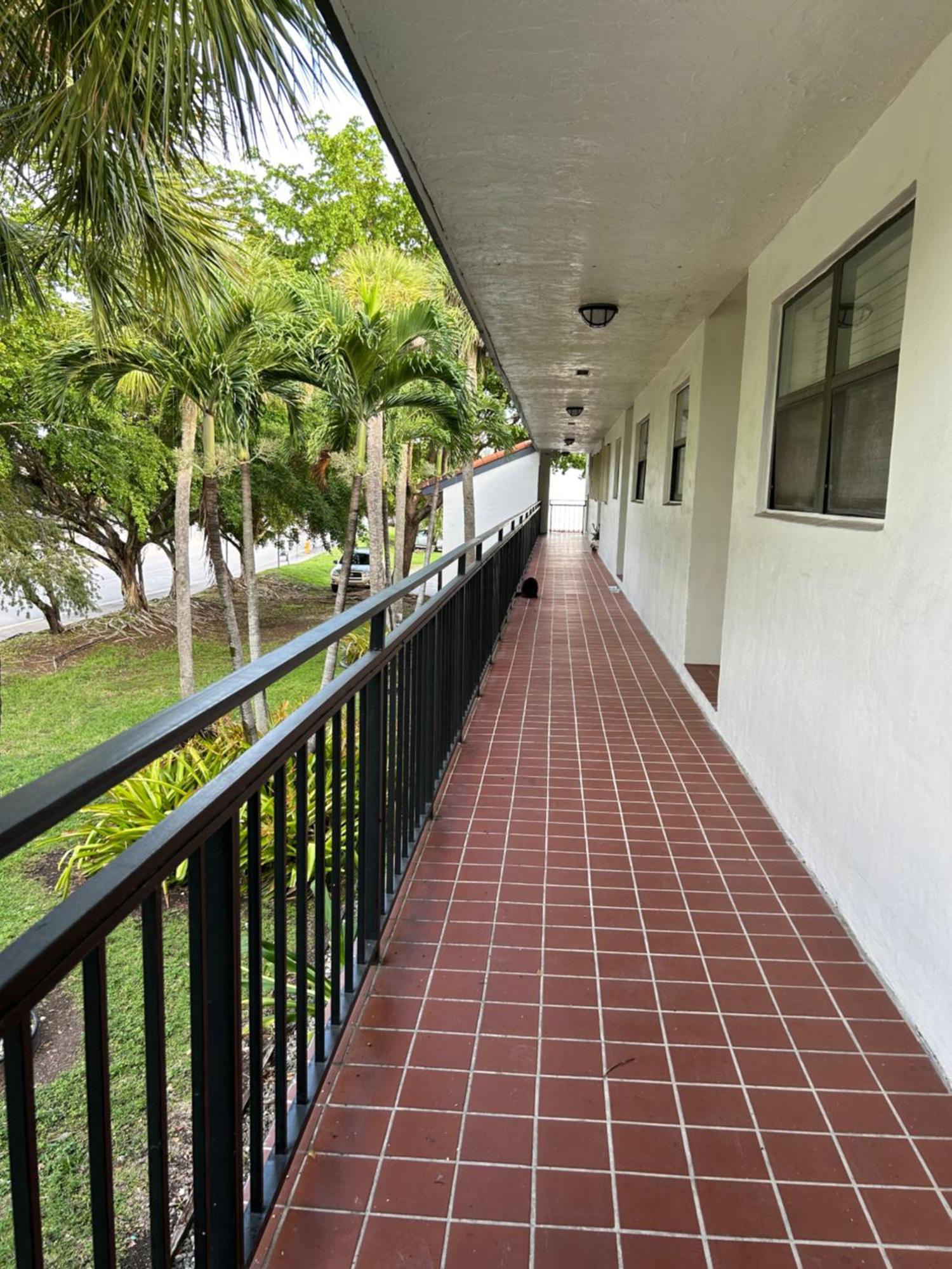 Beautiful Apartment With Very Elegant Colonial Decoration Tamiami Buitenkant foto