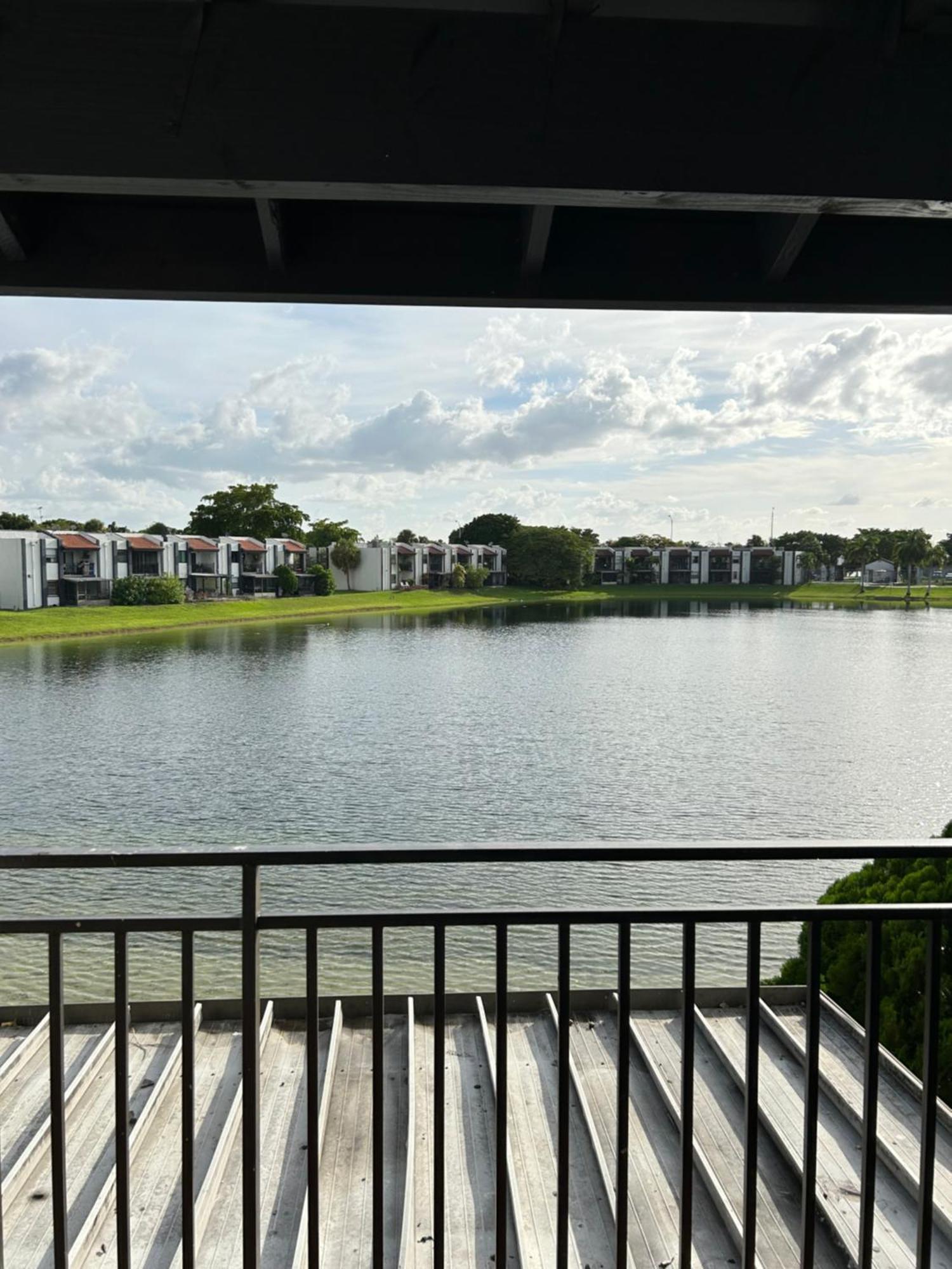 Beautiful Apartment With Very Elegant Colonial Decoration Tamiami Buitenkant foto